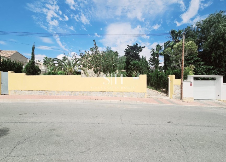 Odsprzedaż - Villa - Torrevieja - Los Balcones - Los Altos del Edén