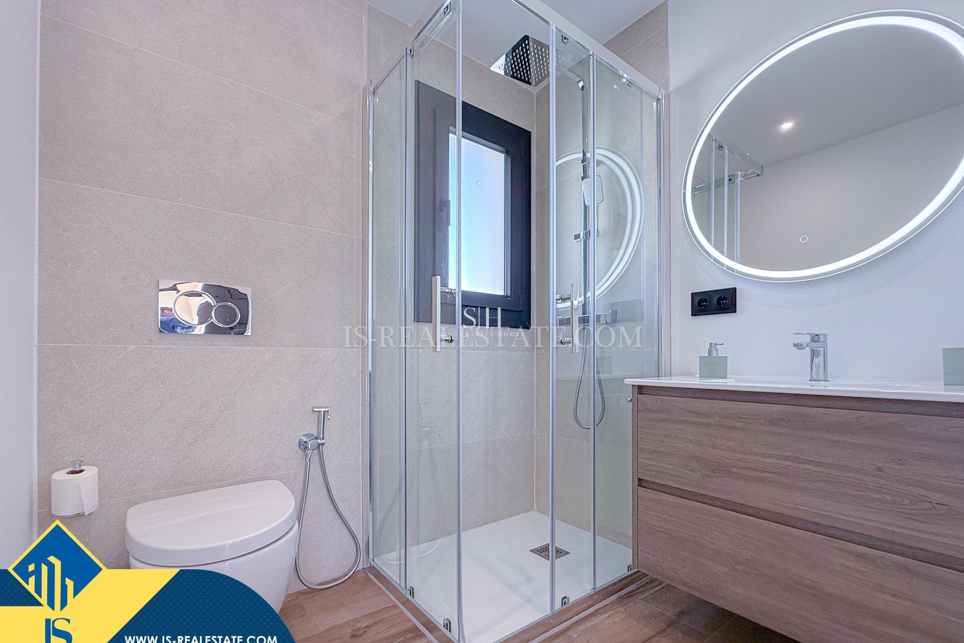 Odsprzedaż - Villa - Torrevieja - Los Balcones