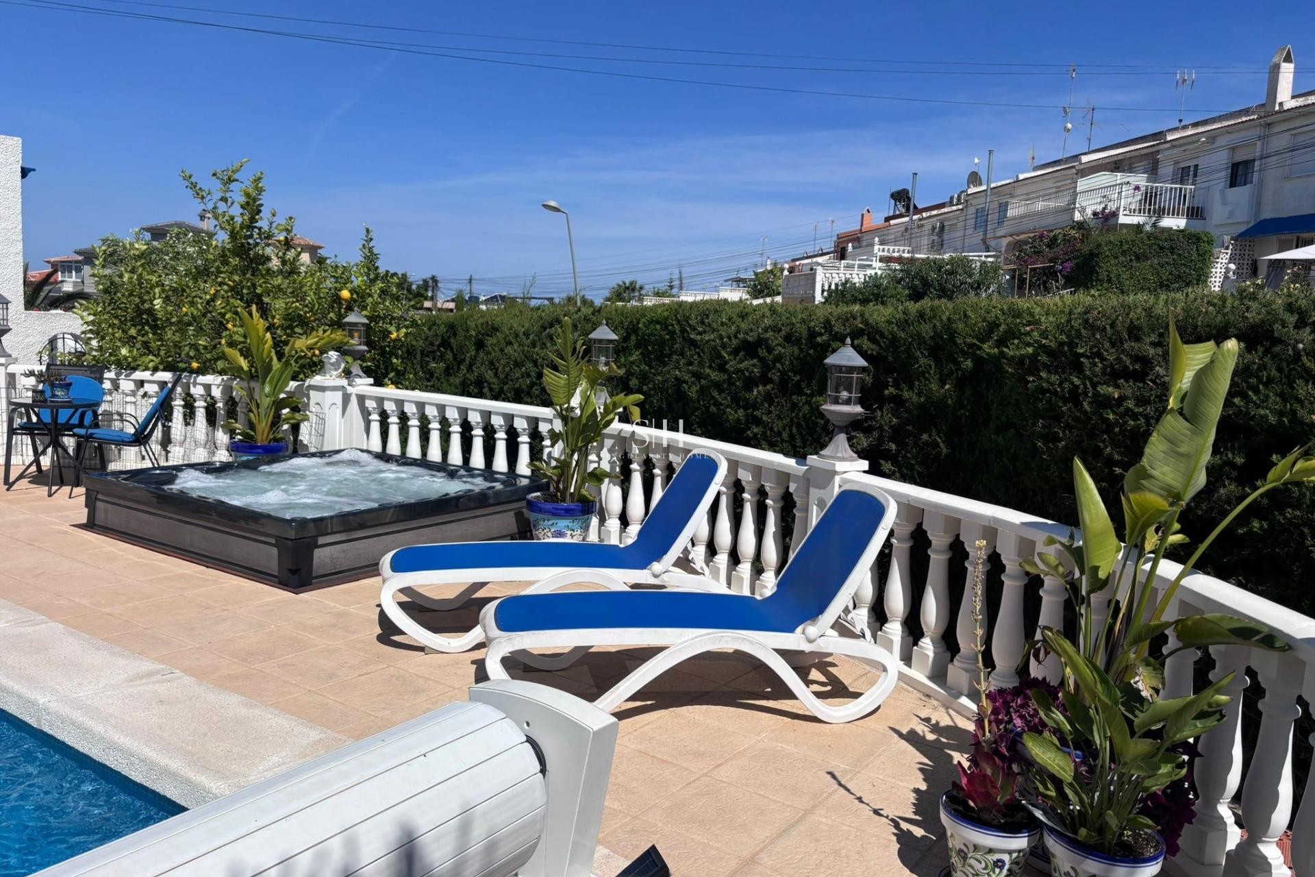 Odsprzedaż - Villa - Torrevieja - Los balcones