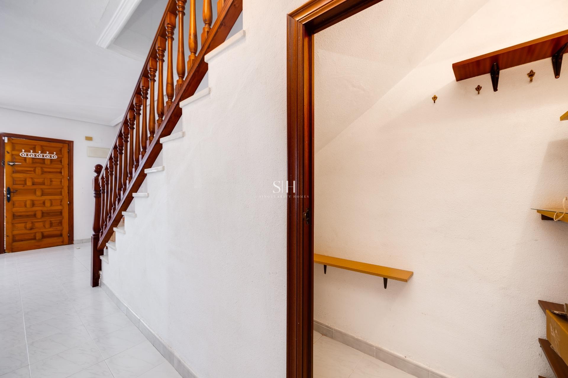 Odsprzedaż - Villa - Torrevieja - Nueva Torrevieja