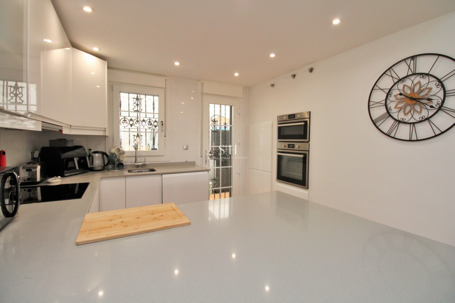 Odsprzedaż - Villa - Villamartin - Los Dolses