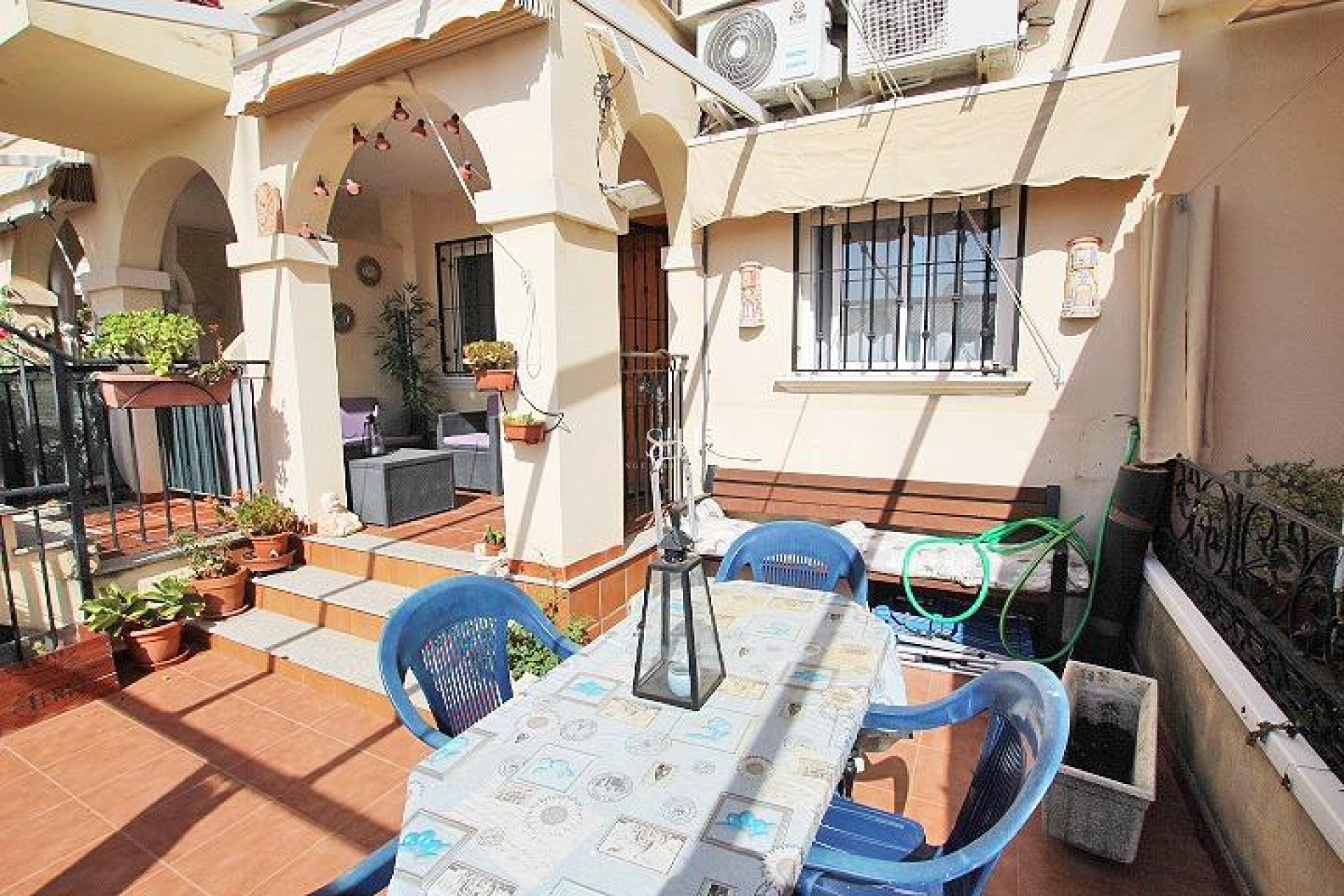 Перепродажа - Бунгало - Guardamar del Segura - 03140