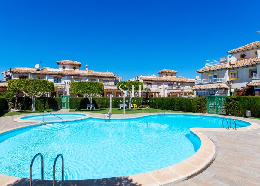 Перепродажа - Бунгало - Orihuela Costa - Punta Prima