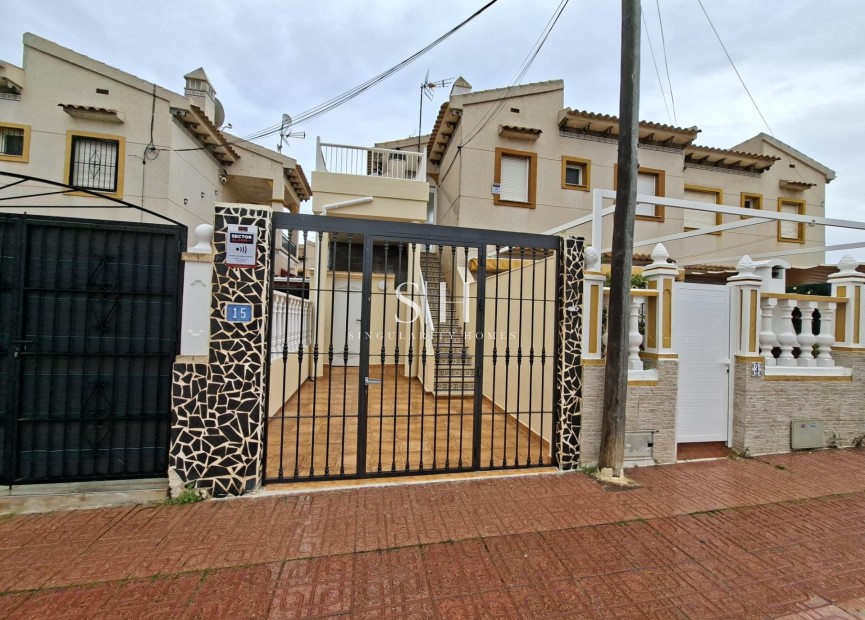 Перепродажа - Бунгало - Orihuela Costa - Punta Prima