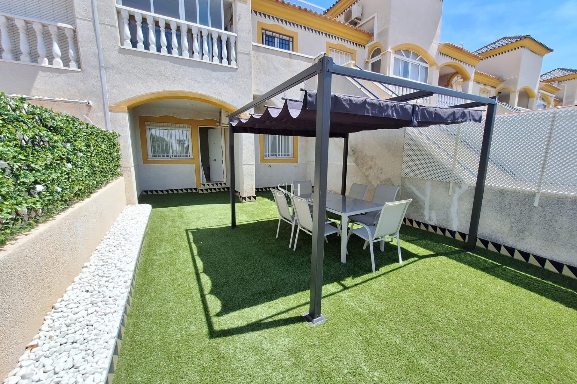 Перепродажа - Бунгало - Torrevieja - Sector 25