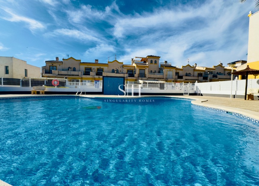 Перепродажа - Casa - Guardamar del Segura - EL RASO