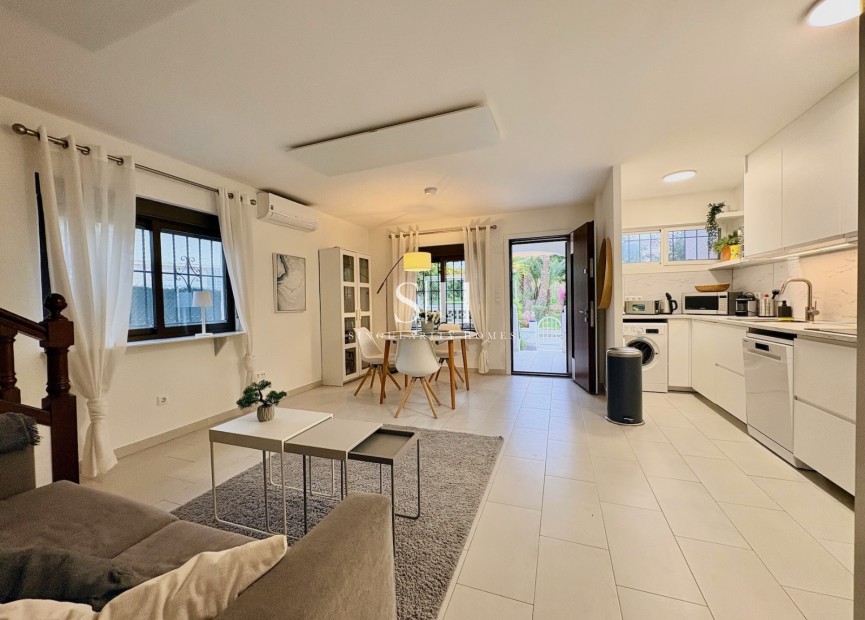 Перепродажа - Casa - Orihuela Costa - Cabo Roig
