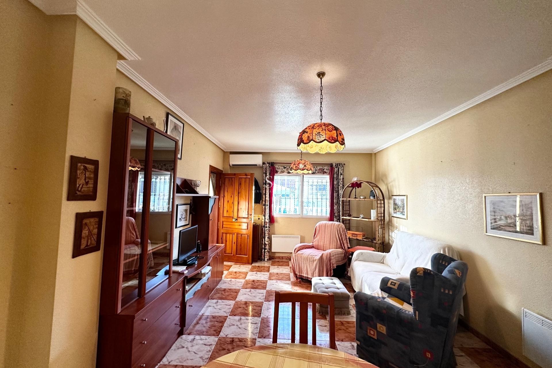 Перепродажа - Casa - Orihuela Costa - Campoamor