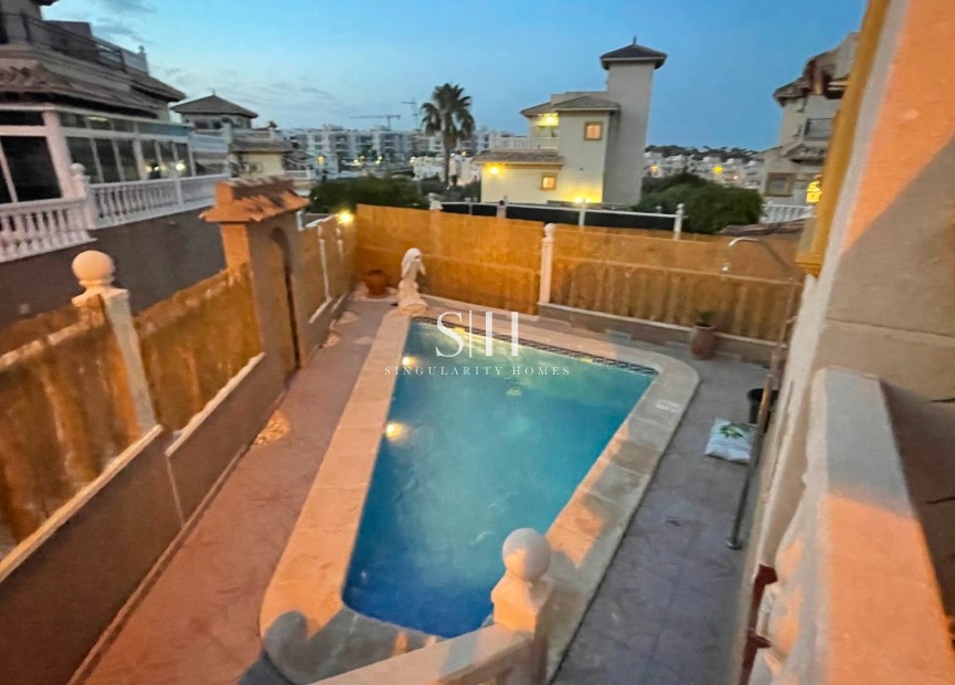 Перепродажа - Casa - Orihuela Costa - Costa Blanca