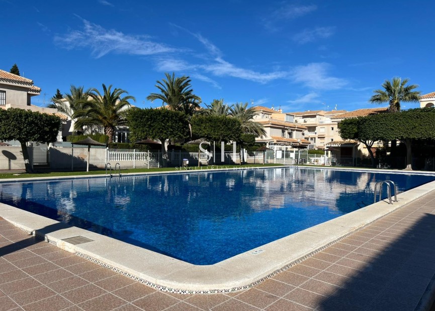 Перепродажа - Casa - Orihuela Costa - Costa Blanca