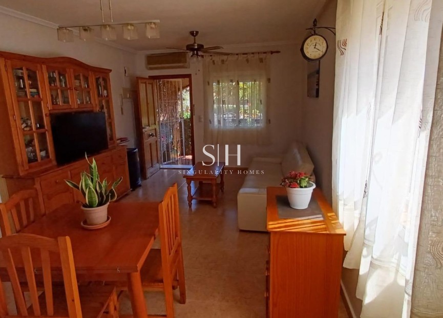 Перепродажа - Casa - Orihuela Costa - La Chismosa