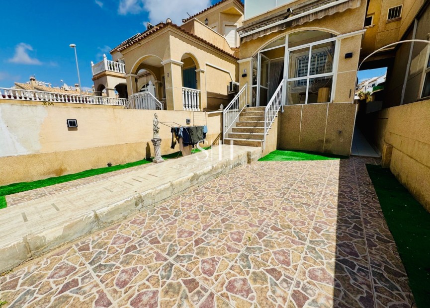 Перепродажа - Casa - Orihuela Costa - La Florida