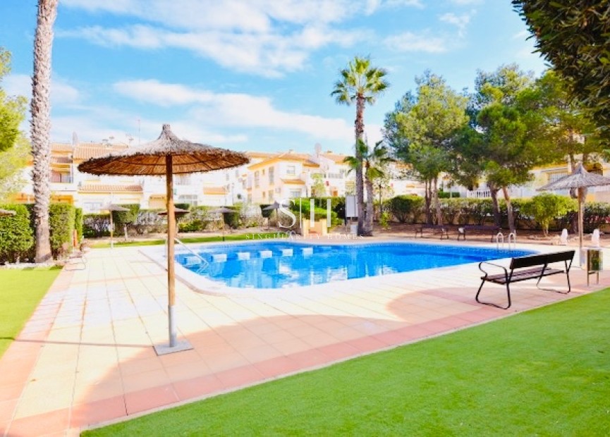 Перепродажа - Casa - Orihuela Costa - La Florida