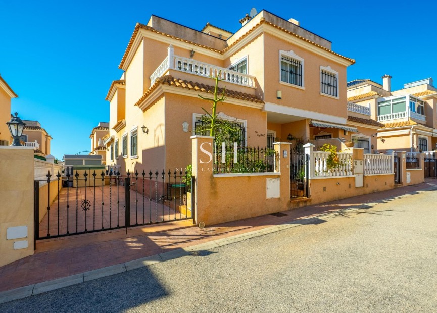 Перепродажа - Casa - Orihuela Costa - La Regia
