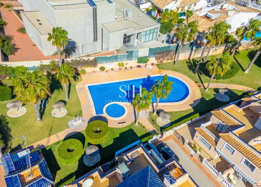 Перепродажа - Casa - Orihuela Costa - La Regia