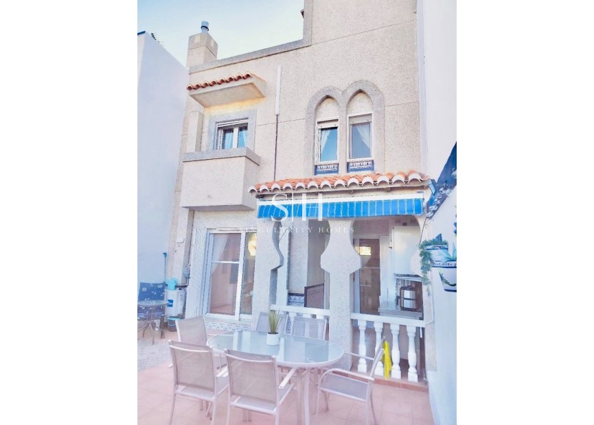 Перепродажа - Casa - Orihuela Costa - La Zenia