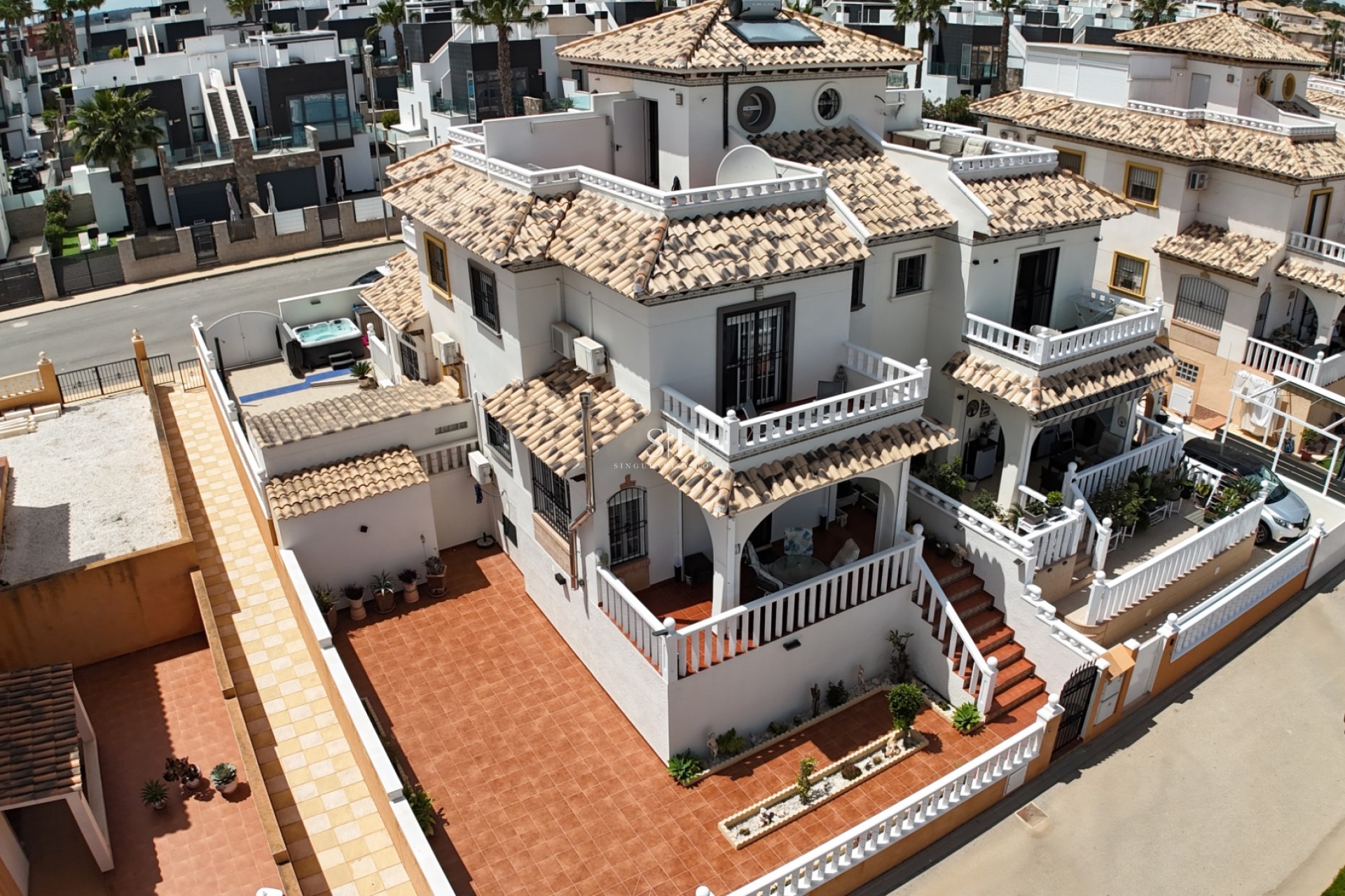 Перепродажа - Casa - Orihuela Costa - Lomas de Cabo Roig