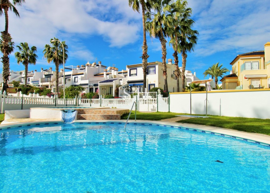 Перепродажа - Casa - Orihuela Costa - Los Dolses