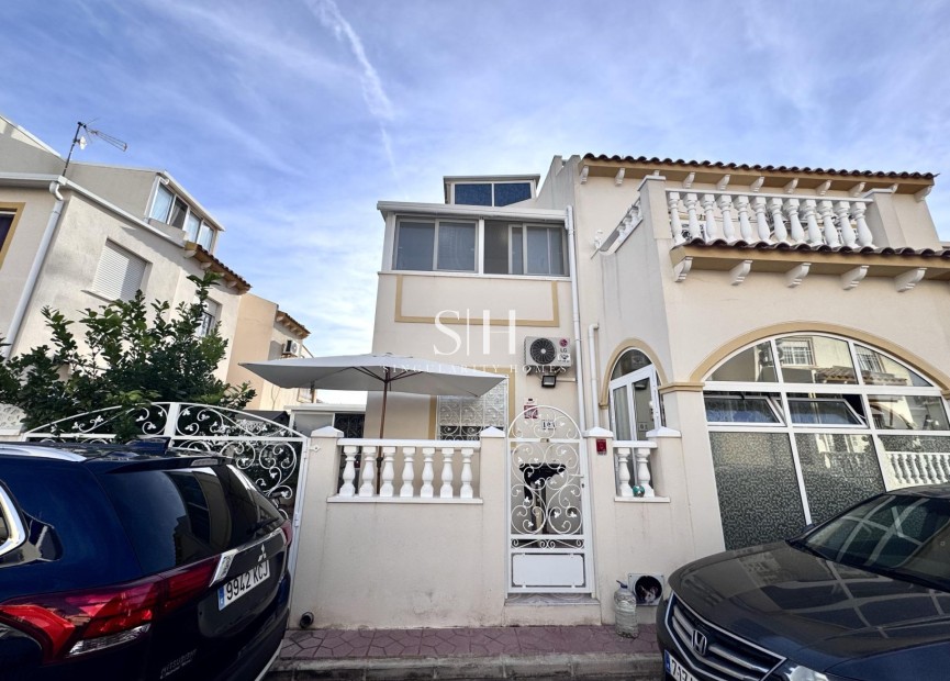 Перепродажа - Casa - Orihuela Costa - Playa Flamenca