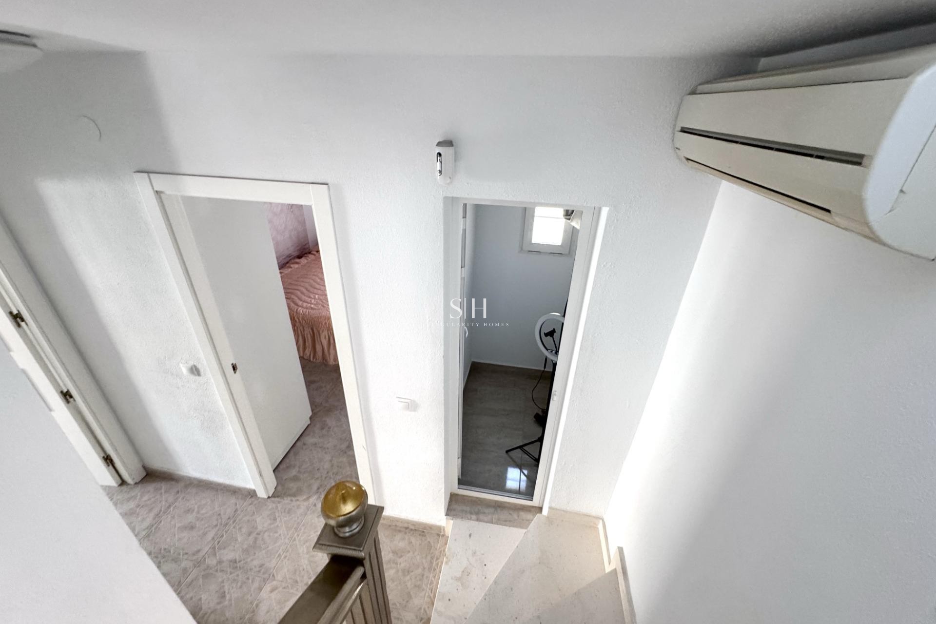 Перепродажа - Casa - Orihuela Costa - Playa Flamenca