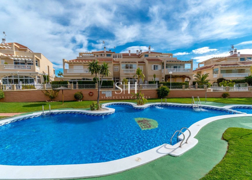 Перепродажа - Casa - Orihuela Costa - Playa Flamenca