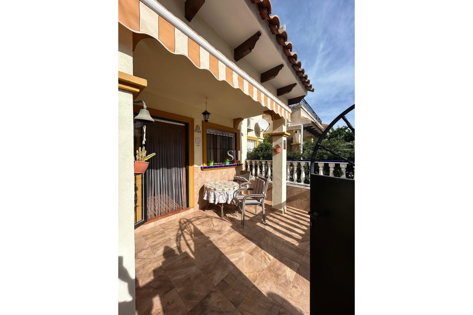 Перепродажа - Casa - Orihuela Costa - Punta Prima