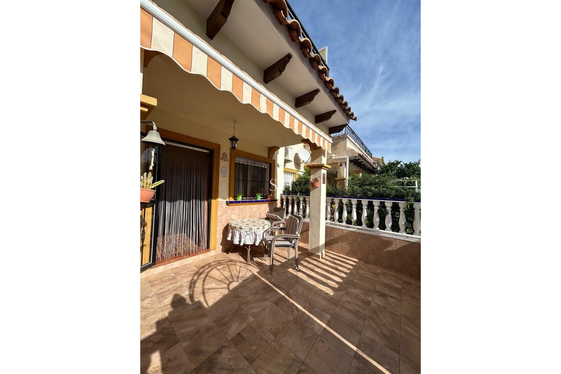 Перепродажа - Casa - Orihuela Costa - Punta Prima