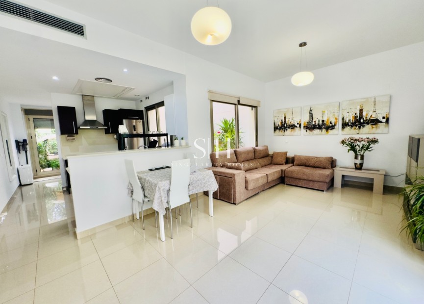 Перепродажа - Casa - Orihuela Costa - Punta Prima
