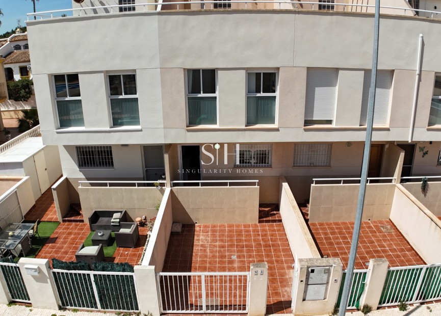 Перепродажа - Casa - Orihuela Costa - VILLAMARTIN / LOS DOLSES / EL BARRANCO