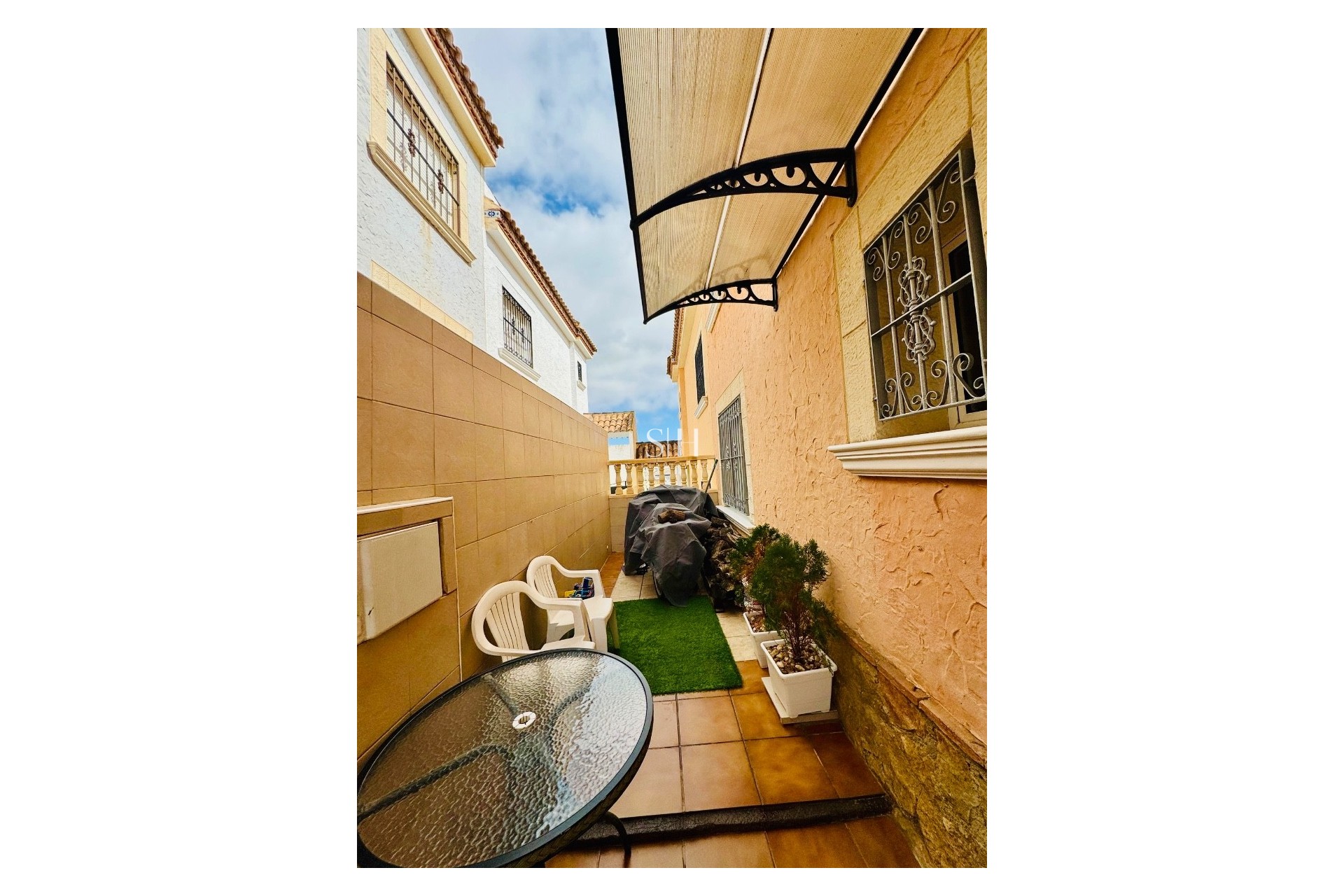 Перепродажа - Casa - Orihuela Costa - Villamartín