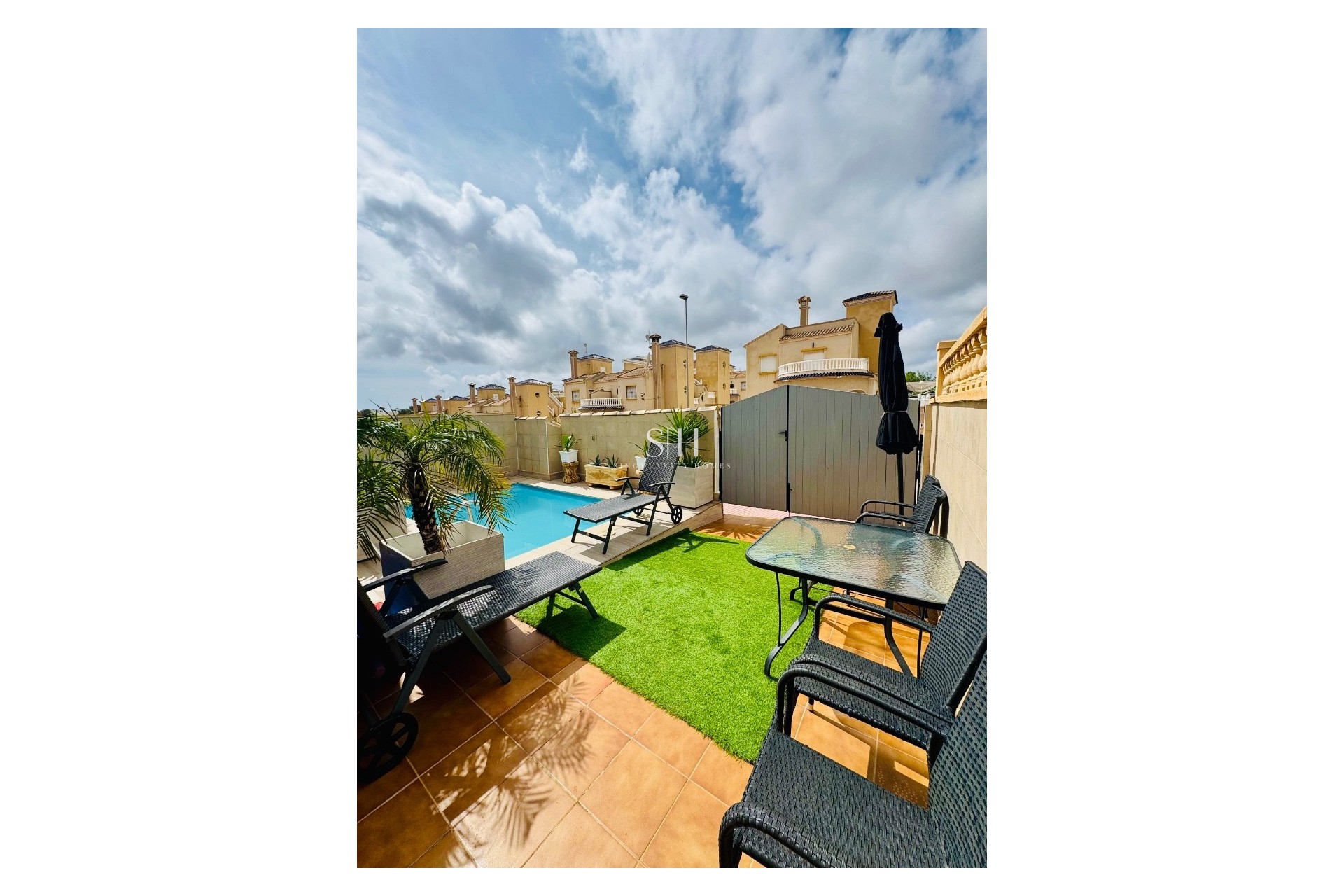 Перепродажа - Casa - Orihuela Costa - Villamartín