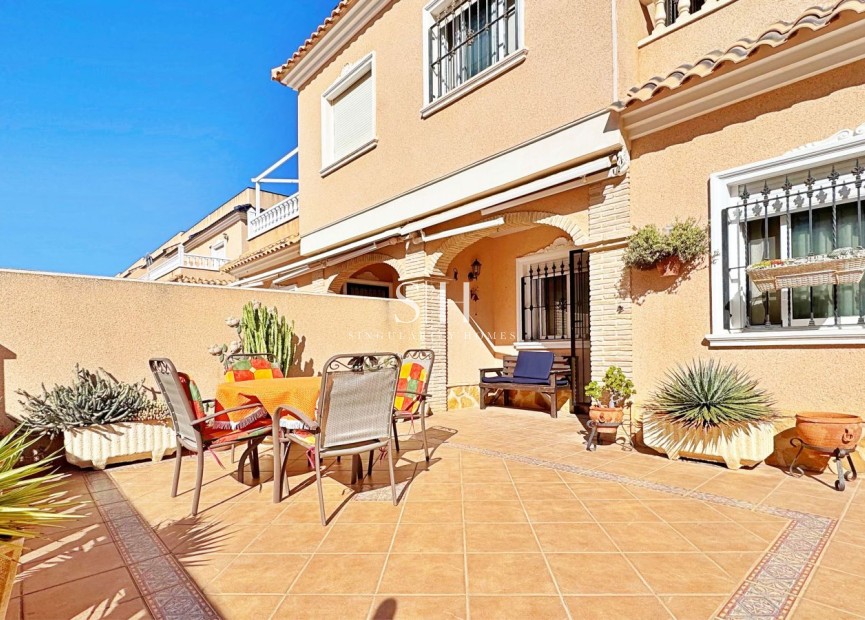 Перепродажа - Casa - Orihuela Costa - Villamartín