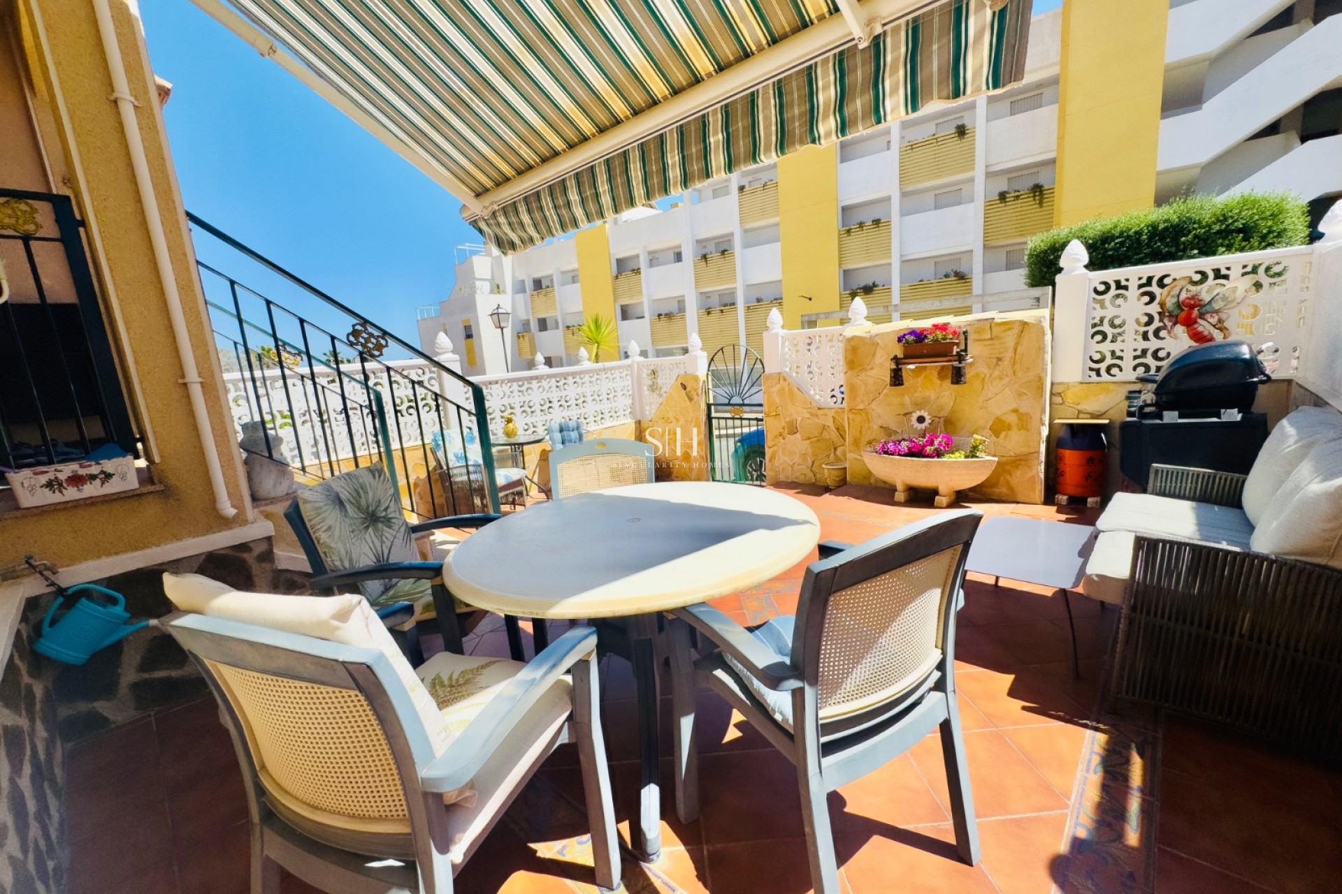 Перепродажа - Casa - Orihuela Costa