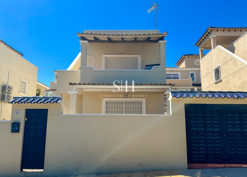 Перепродажа - Casa - San Miguel de Salinas - Blue Lagoon - El Galan