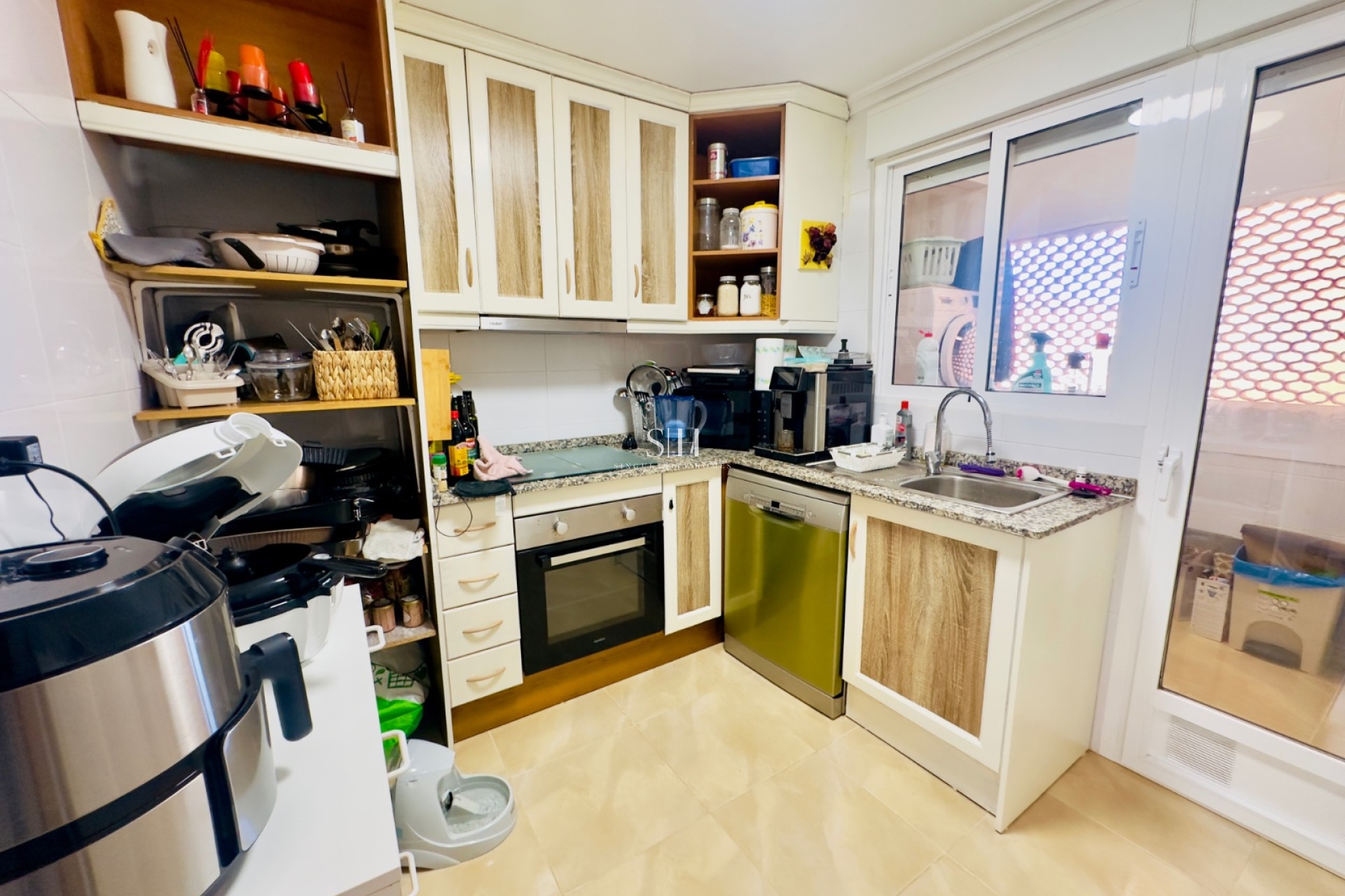 Перепродажа - Casa - San Miguel de Salinas - Ciudad de las comunicaciones