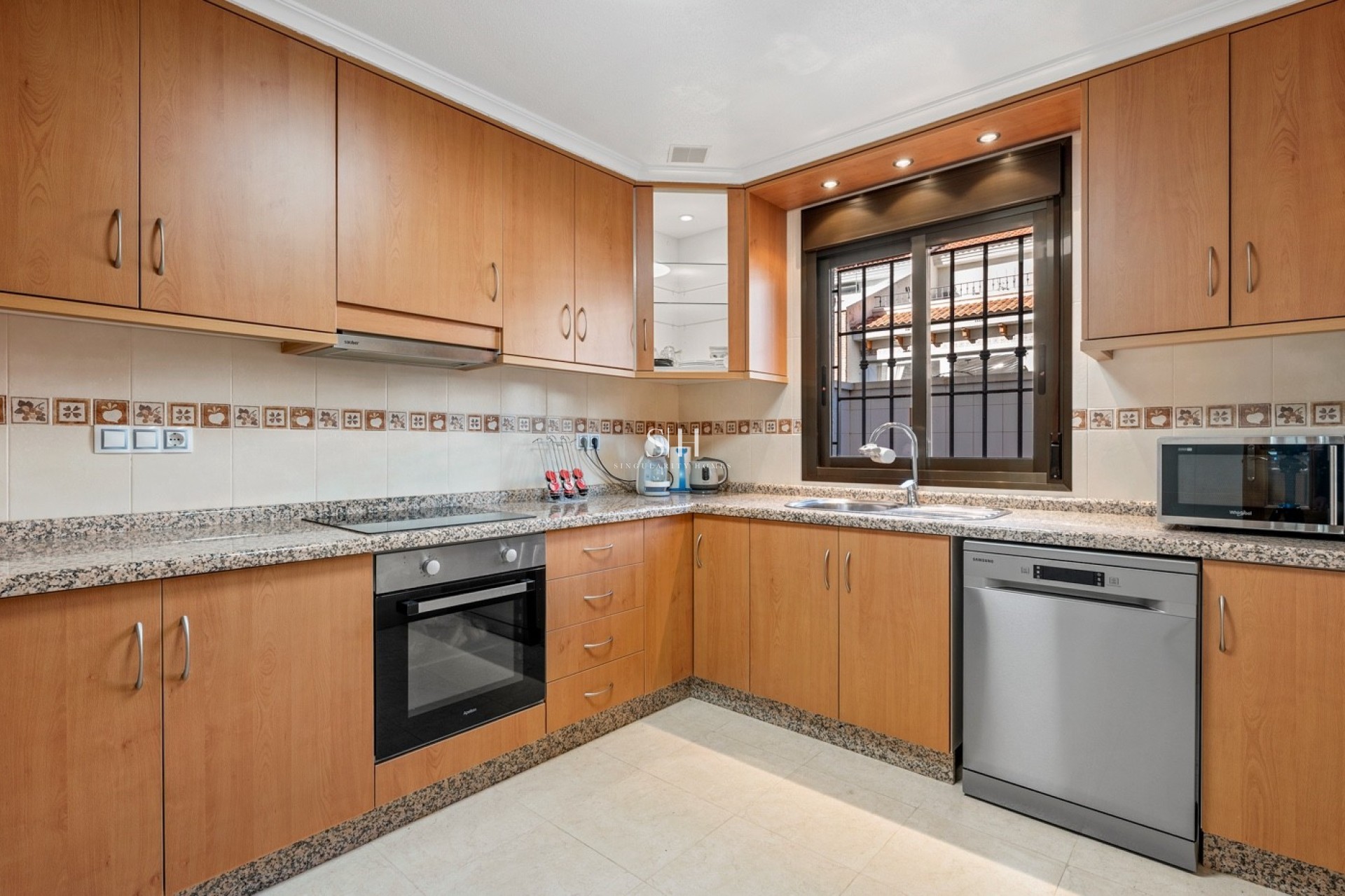 Перепродажа - Casa - San Miguel de Salinas - Inland