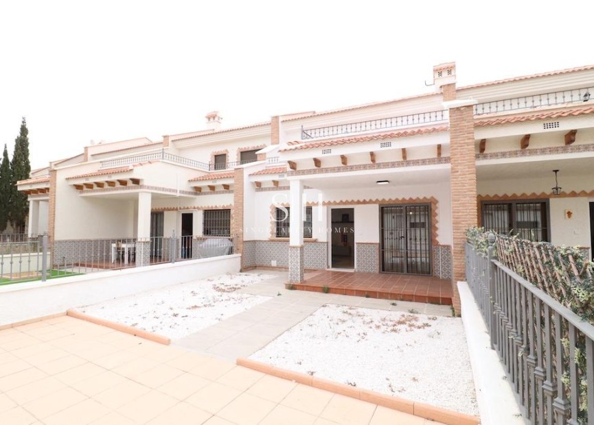 Перепродажа - Casa - San Miguel de Salinas - Inland