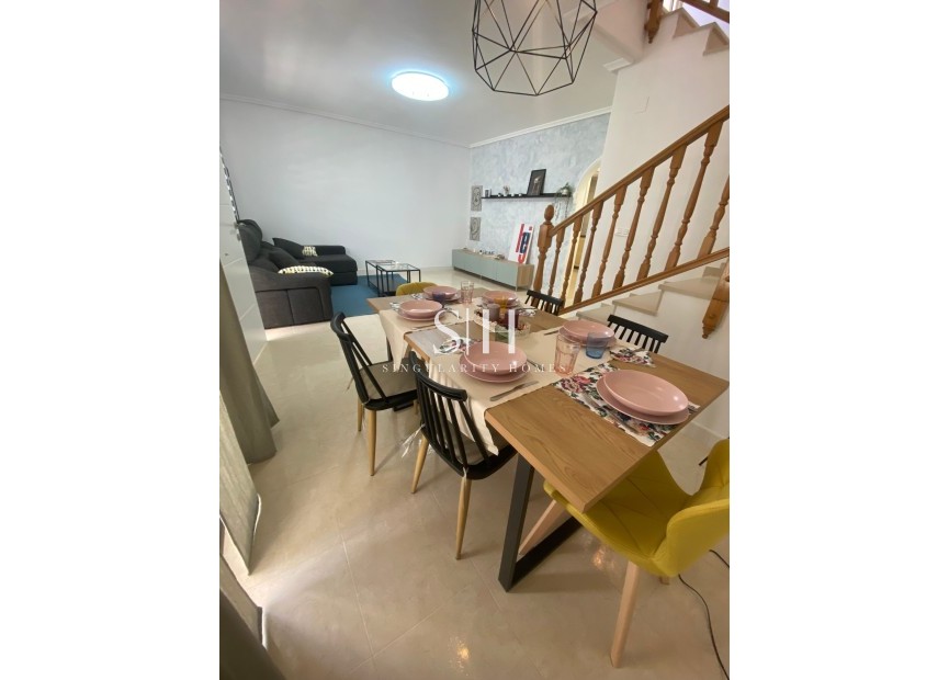 Перепродажа - Casa - San Miguel de Salinas - Inland