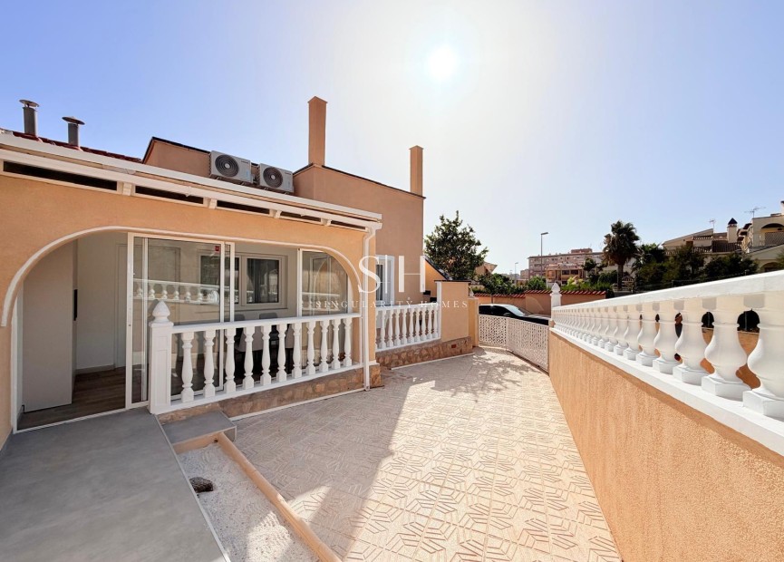 Перепродажа - Casa - Torrevieja - Miramar - Torre Del Moro