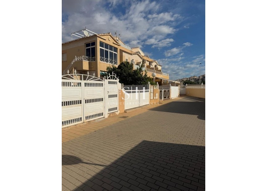 Перепродажа - Casa - Torrevieja - Torretas