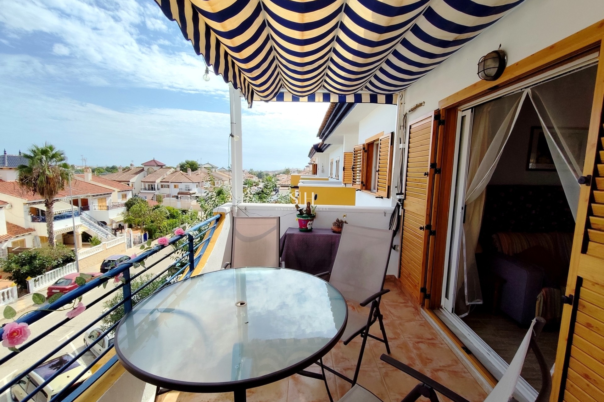 Перепродажа - Квартира / квартира - Mil Palmeras - Costa Blanca