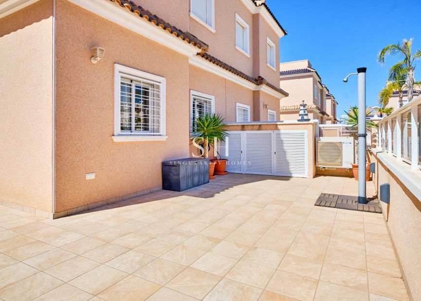 Перепродажа - Квартира / квартира - Orihuela Costa - Lomas de Cabo Roig