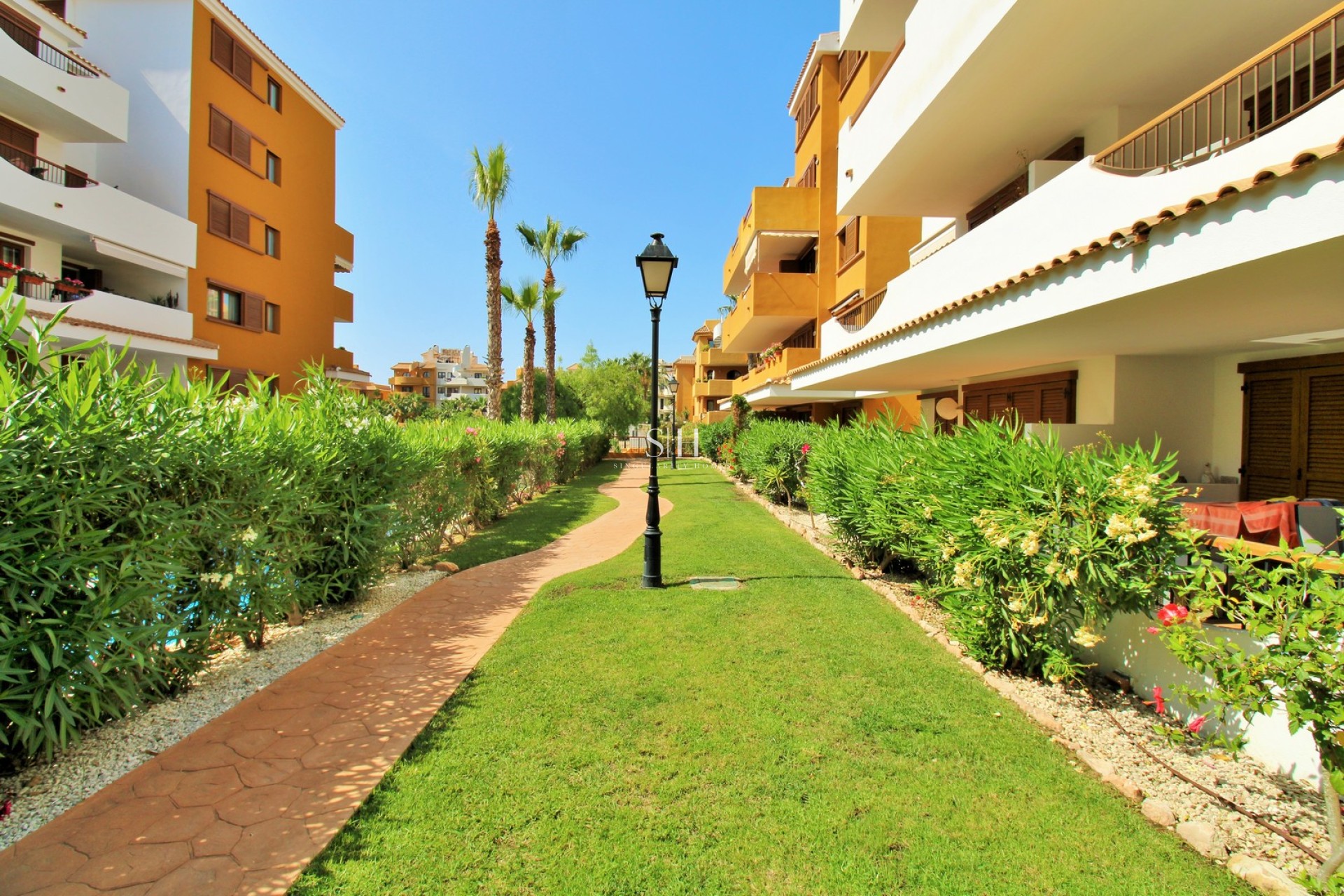 Перепродажа - Квартира / квартира - Orihuela Costa - Punta Prima