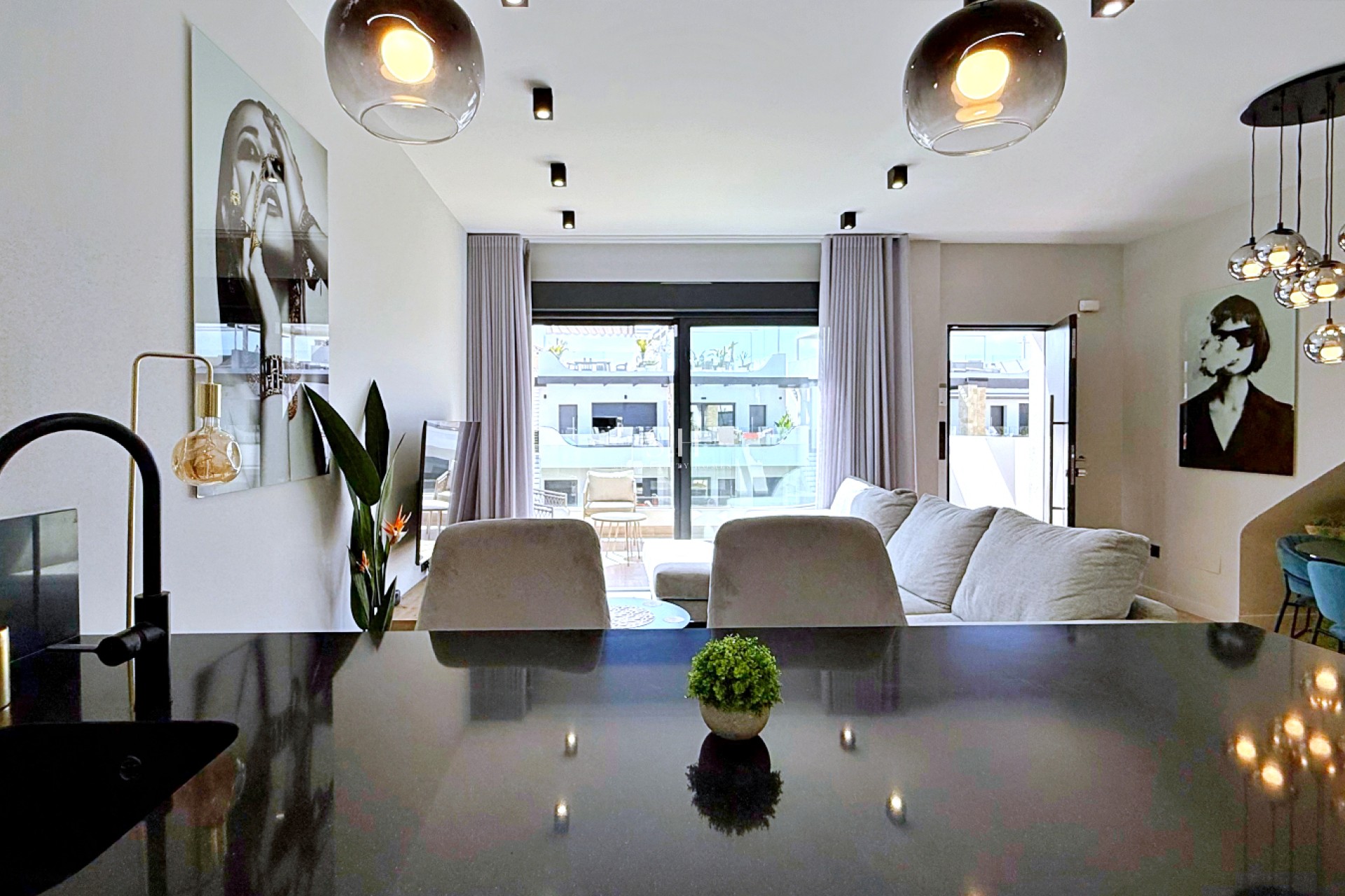 Перепродажа - Квартира / квартира - Orihuela Costa - Punta Prima