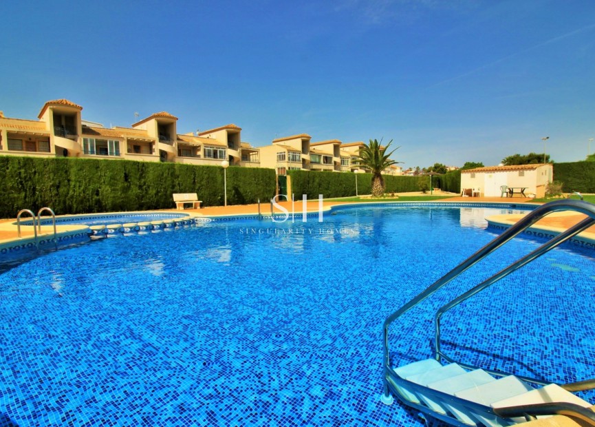 Перепродажа - Квартира / квартира - Orihuela Costa - Punta Prima