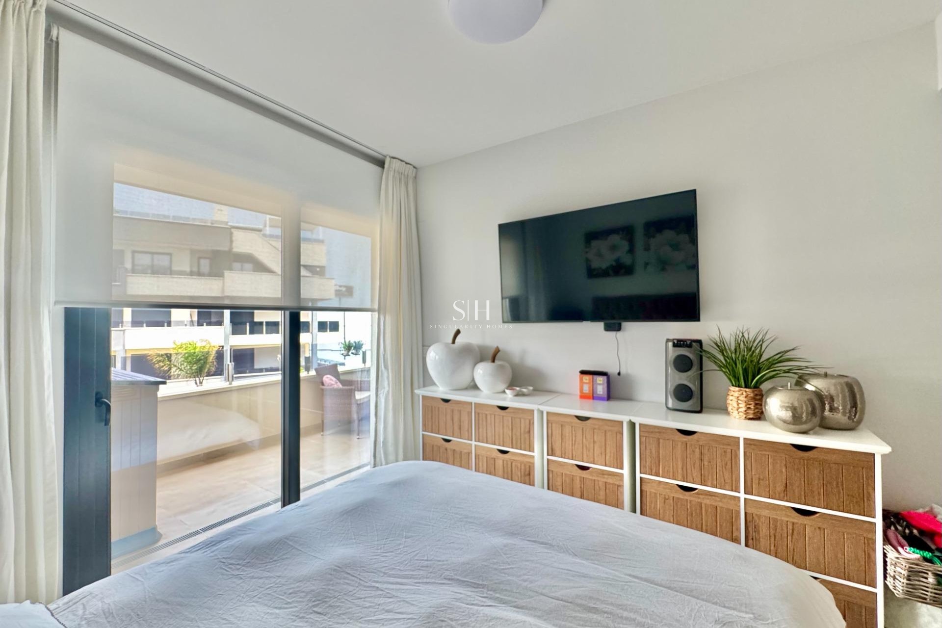Перепродажа - Квартира / квартира - Orihuela Costa - Punta Prima