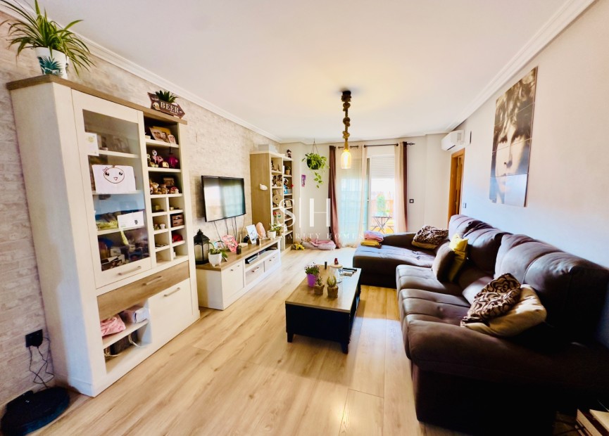 Перепродажа - Квартира / квартира - Torrevieja - CENTER