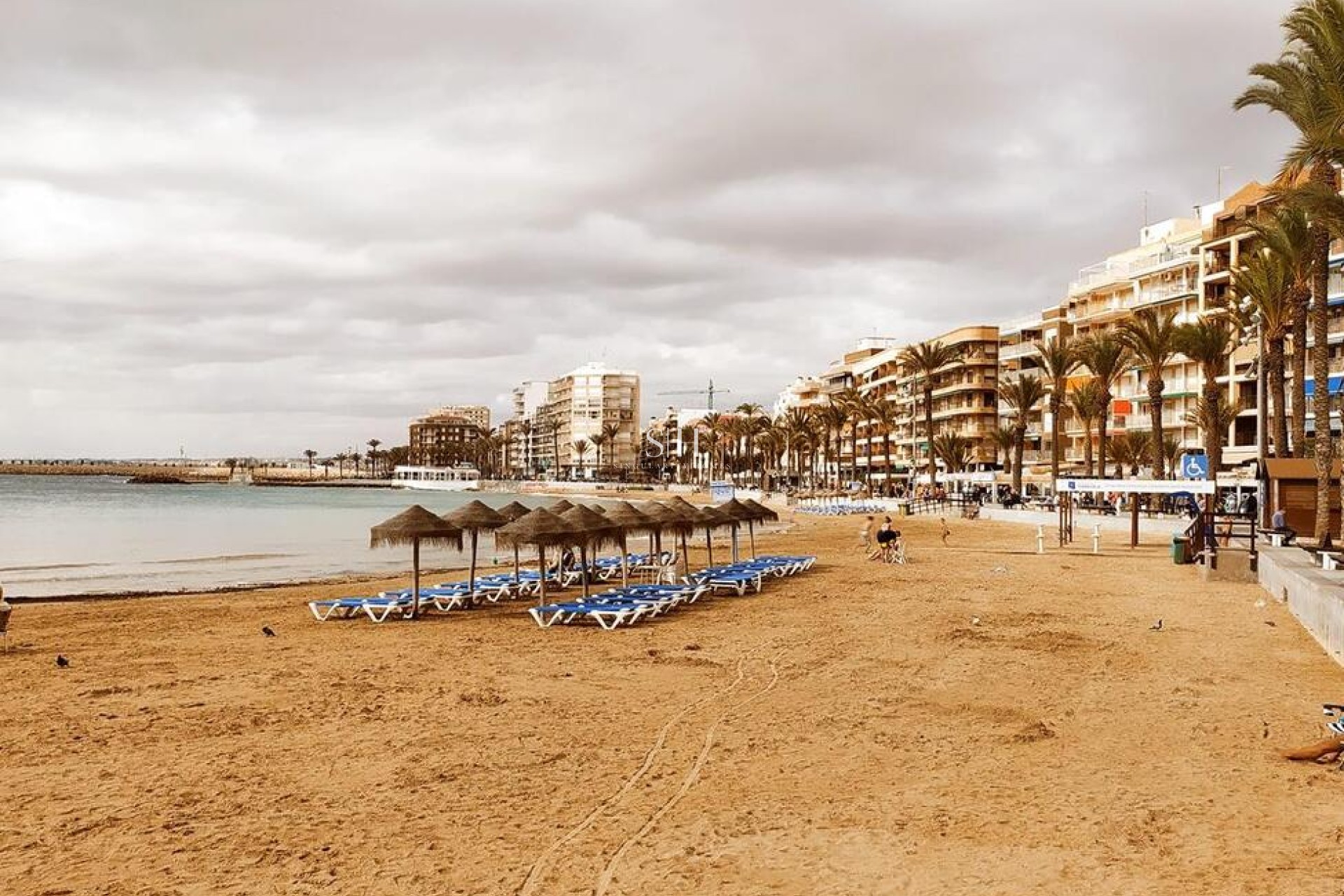 Перепродажа - Квартира / квартира - Torrevieja - CENTRE