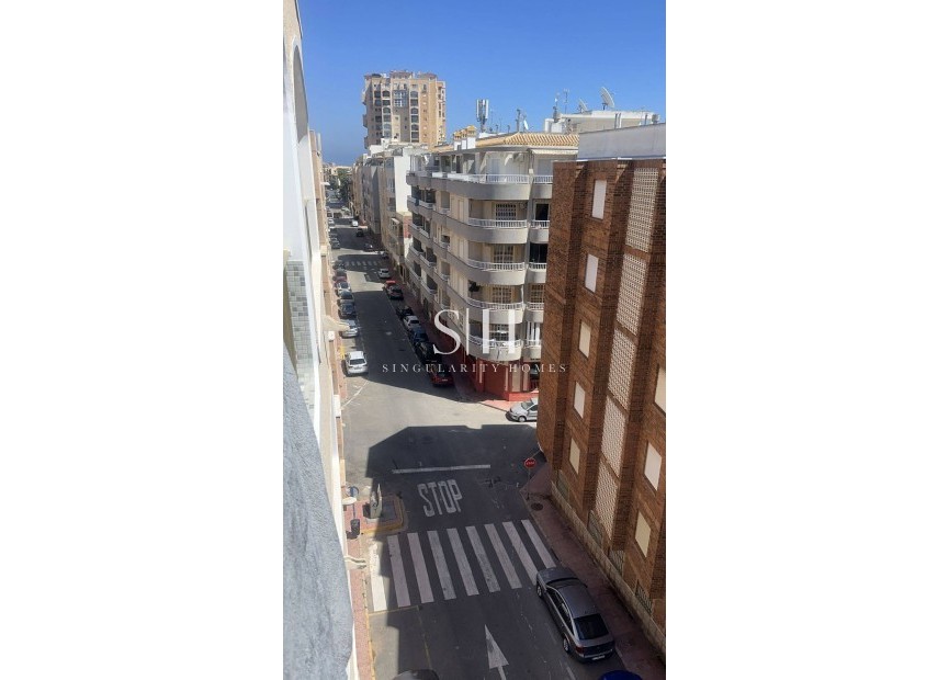 Перепродажа - Квартира / квартира - Torrevieja - Centro