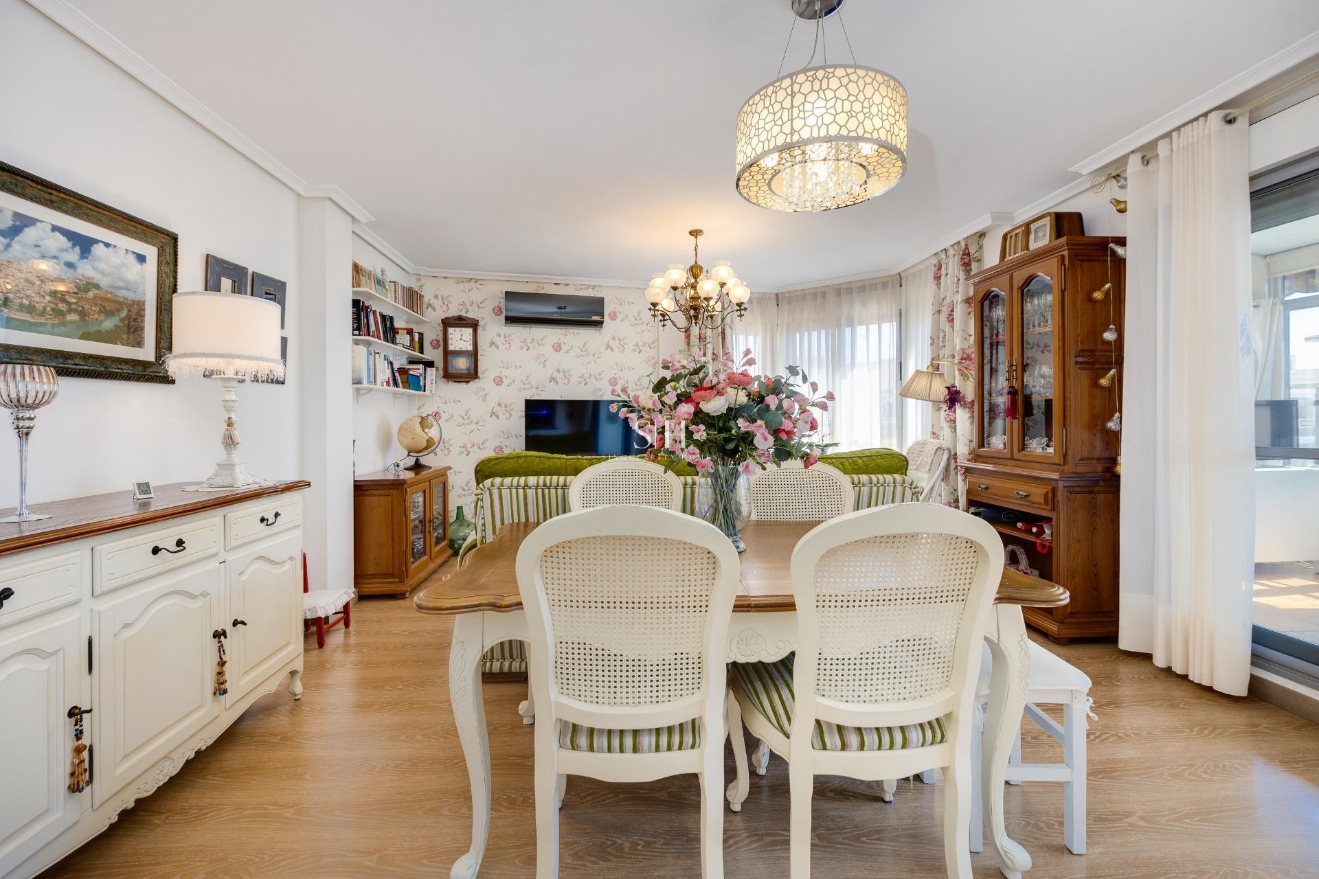 Перепродажа - Квартира / квартира - Torrevieja - Centro